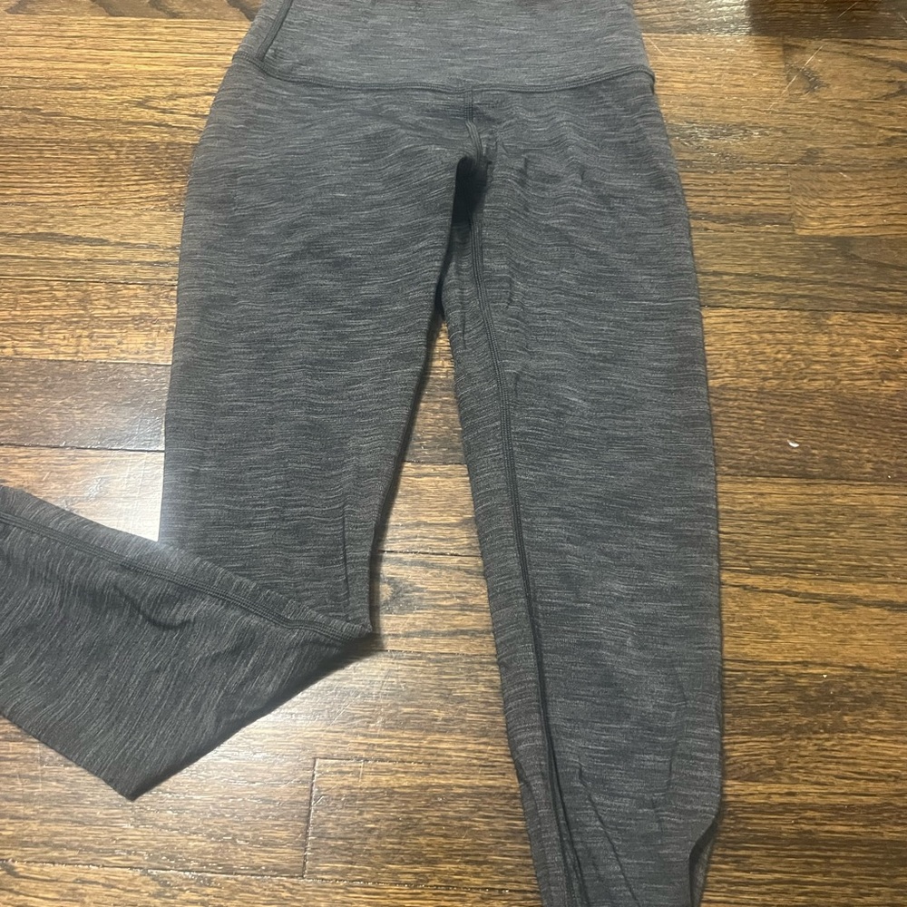Lululemon Wunder Train leggings 25”